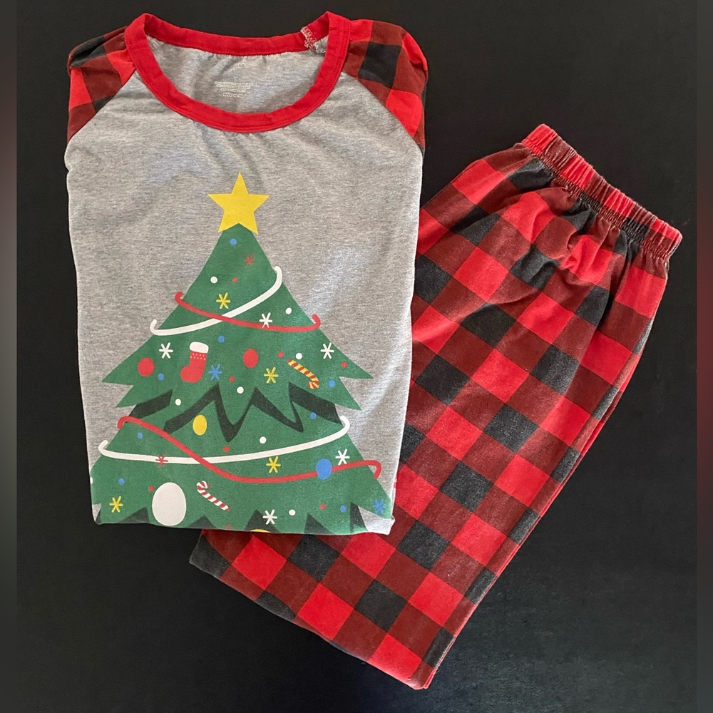 CHRISTMAS PAJAMA SET